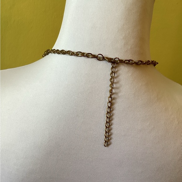 Pretty Gold Mesh Necklace with Chartreuse Beads & Matching Earrings Set - Picture 4 of 8